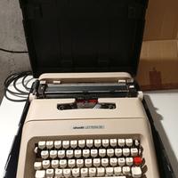 MACCHINA DA SCRIVERE PORTABILE OLIVETTI  35