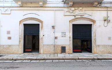 Locale Commerciale a Gioia del Colle 3 locali