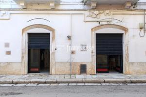 Locale Commerciale a Gioia del Colle 3 locali