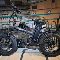 Bicicletta A Pedalata Assistita Revoe