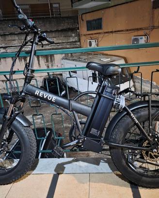 Bicicletta A Pedalata Assistita Revoe