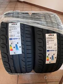✨⭐️ GOMME NUOVE RIKEN 225 40 19 ✨⭐️