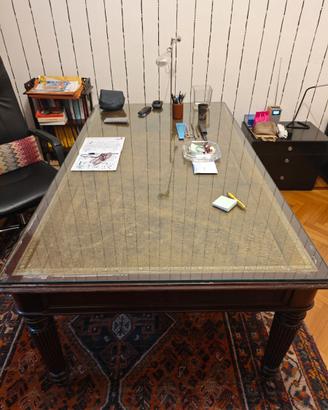Scrivania da studio in stile vittoriano