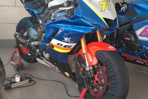 YAMAHA R6 PRONTO PISTA 