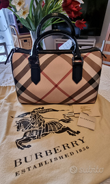 Bauletto Burberry Originale