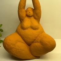 deliziosa statua in terracotta