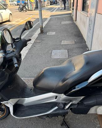 Yamaha X-Max 250 - 2005 - PERMUTE