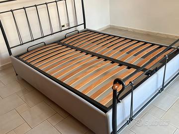 Letto matrimoniale contenitore + doghe