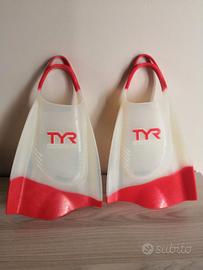 PINNE NUOTO AGONISTICO TYR HIDROBLADE