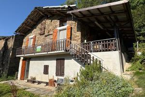CASA INDIPENDENTE A MELLE