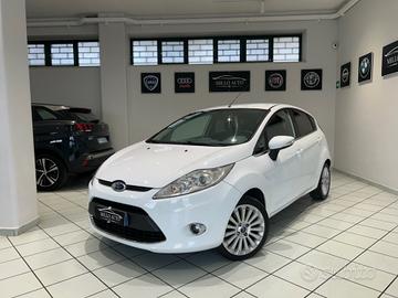 Ford Fiesta 1.4 TDCi 68CV 5 porte Titanium