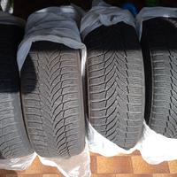 pneumatici invernali 215/55/R17 98V