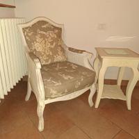 Poltrona e Tavolinetto stile provenzale