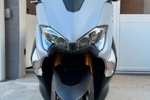 TMAX 530sx