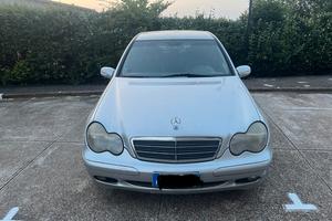 MERCEDES Classe C (W/S204) - 2004
