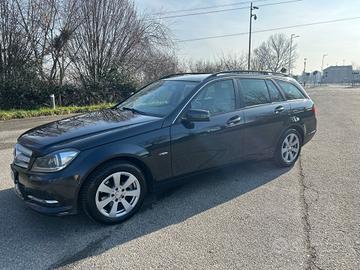 Mercedes-benz C 220 CDI BlueEFFICIENCY Avantgarde