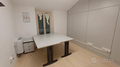 Mare/porto ufficio 110 mq. 5 locali parzialmente a