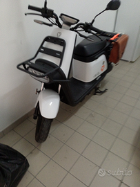 Scooter elettrico yadea Y1S Pro cc125