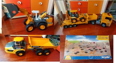 Giochi vari ,Hot Wheels , Playmobil,Robot ,Bruder