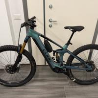 Cube Stereo Hybrid HPC 750 ABS