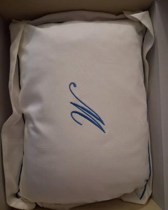 FEDERA CON CUSCINO RICAMO BLU RIVOLTA CARMIGIANI B