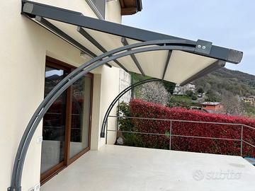 Tenda pensilina autoportante