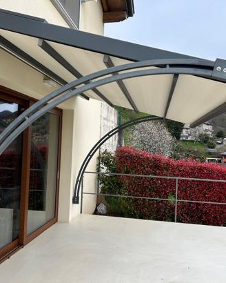 Tenda pensilina autoportante
