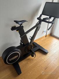 Tecnogym smart bike