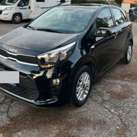 kia Picanto 1.0  urban benzina