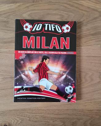 libro campionato Milan e set cancelleria