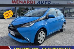 Toyota Aygo 1.0 VVT-i 69 CV 5p x-play NAVI + ...