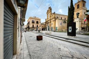 Locale commerciale Categoria C01 in centro storico