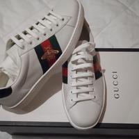 Sneakers Ace Uomo Guccci ricamata con Ape 