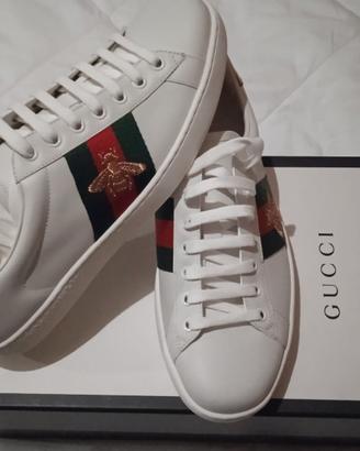 Sneakers Ace Uomo Guccci ricamata con Ape 