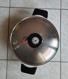 Tegame con coperchio acciaio 18/10 d. 24cm