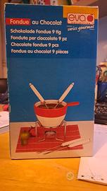 Attrezzatura per fonduta al cioccolato. Mai usata