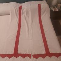 Tende con inserti all'uncinetto