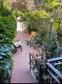 Appartamento con Cortiletto Privato Giardini Naxos