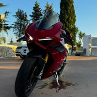 Ducati panigale v4s