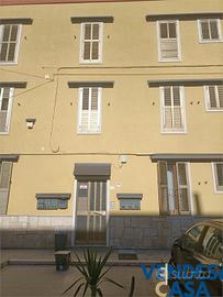 Appartamento tre vani e acc. zona Santa Lucia