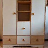 Guardaroba e comodino