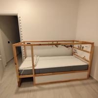 Letto kura Ikea + materasso e accessori