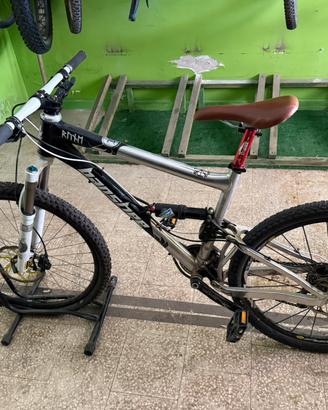 Banshee FS taglia s/m