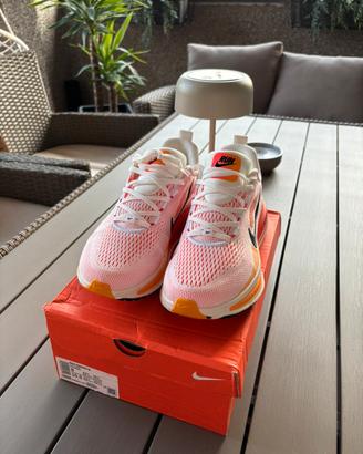 Nike Vomero 18