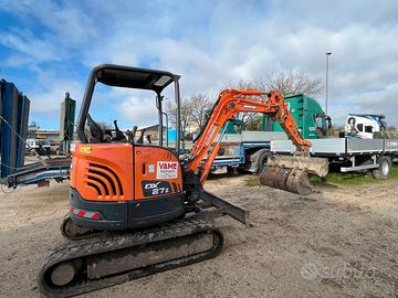 Escavatore usato Doosan DX27Z
