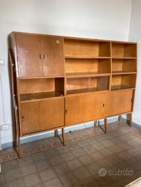 Mobile anni '50  spaziosissimo e di bel design