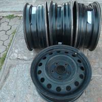 Cerchi per auto in acciaio