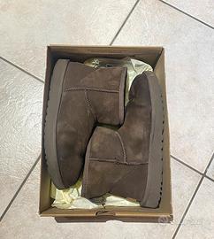 Ugg mini