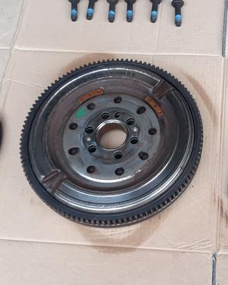 Volano motore bimassa  valeo 836016 ( USATO)