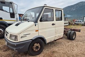 Iveco daily 35-8 doppia cabina A TELAIO